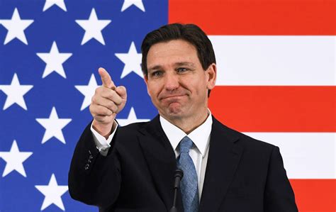 Ron DeSantis Is So Painfully Awkward That People Who Despise the Guy Feel Sorry for Him: Report ...