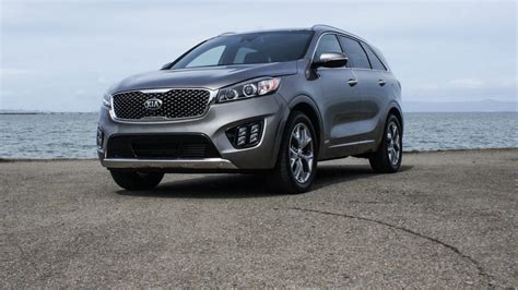 2016 Kia Sorento review: 2016 Kia Sorento: 4x4 on four cylinders - CNET