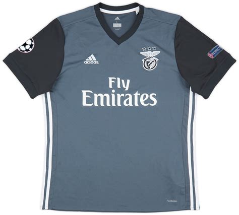 SL Benfica 2017-18 European Away Kit