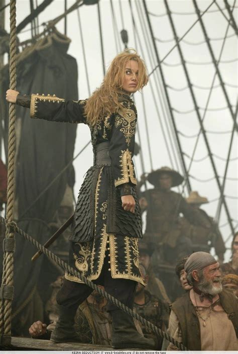 The Costumer's Guide to Movie Costumes | Keira knightley pirates, Pirates of the caribbean ...