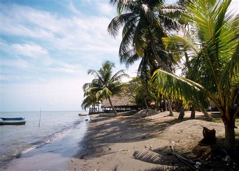 Visit Rio Dulce & Livingston, Guatemala | Audley Travel