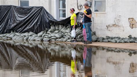 Mississippi river floods: 5 things to know about why this year is bad