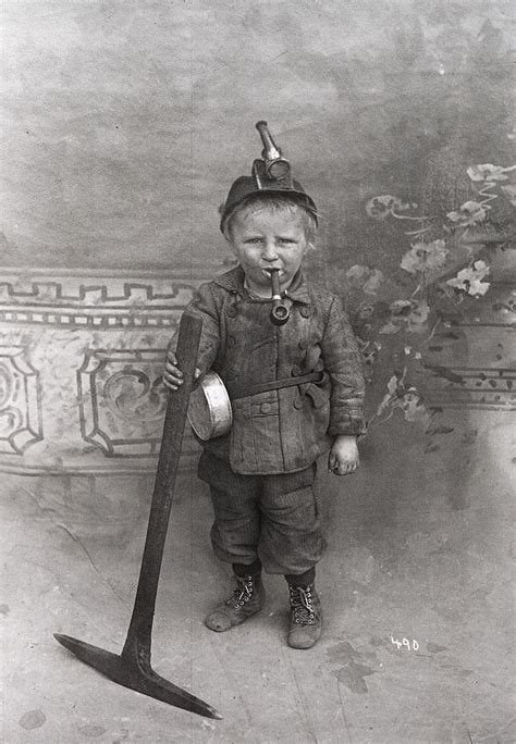 8 year old Coal Miner Vintage Pictures, Old Pictures, Photos Du, Old ...