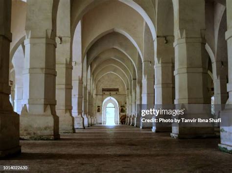 5,092 Bangladesh Mosque Stock Photos, High-Res Pictures, and Images ...