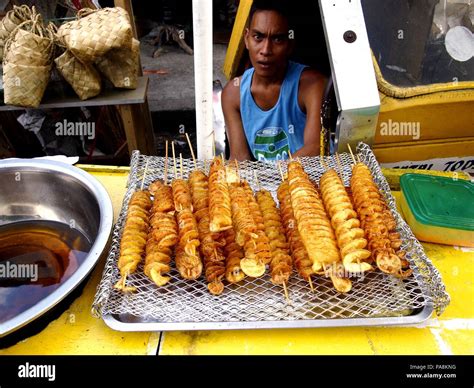 Manila street food hi-res stock photography and images - Alamy