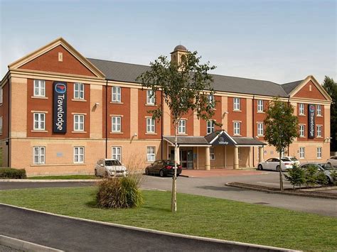 TRAVELODGE MANCHESTER TRAFFORD PARK - Updated 2021 Prices, Hotel ...