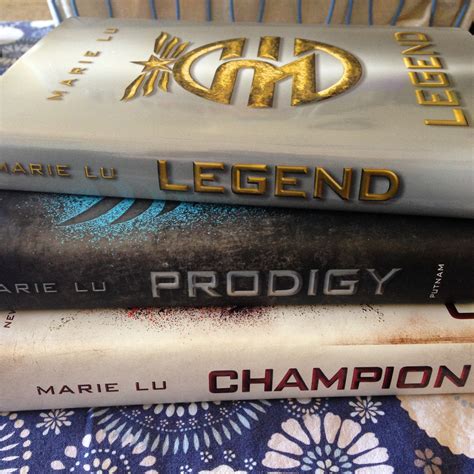 Favorite Book Feature: Legend by Marie Lu | Bri Marino Writes