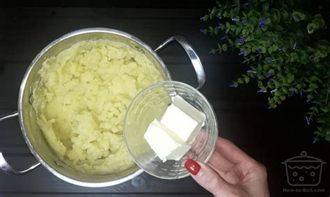 How Long to Boil Mashed Potatoes - How-to-Boil.com