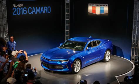 2016 Chevrolet Camaro – sixth-gen pony car debuts Paul Tan - Image 340143