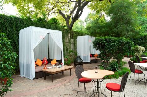 15 Garden Restaurant Design Ideas With Interior Look | The Architecture Designs | Outdoor ...