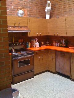 Kitchen stove and cabinets | Bernard Schwartz House | Flickr