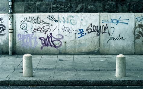 White concrete wall with graffiti, graffiti, street HD wallpaper | Wallpaper Flare