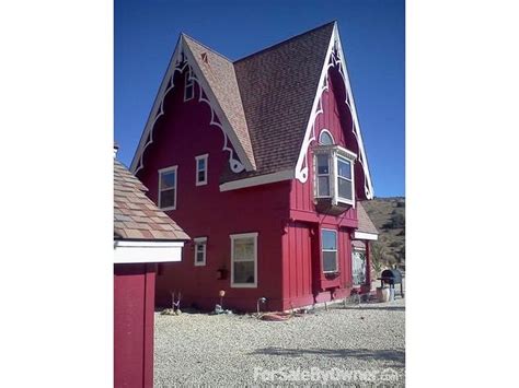 little red house | Red house, Tiny house living, Tiny house