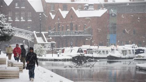 Snow Forecast To Hit Birmingham As Temperatures Fall