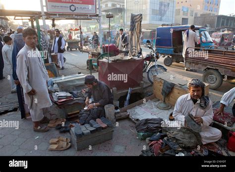 Bazaar in downtown Kunduz city, Afghanistan Stock Photo - Alamy