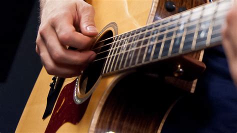 Free Beginner Guitar Lessons | Basic Step by Step Lessons