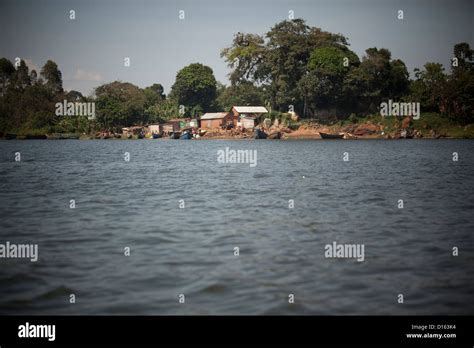 Lake Victoria fishing village scene - Bussi Island, Uganda, East Africa Stock Photo - Alamy