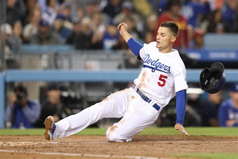 Dodgers SS Corey Seager Suffers Serious Hamstring Strain - yoursportspot.com