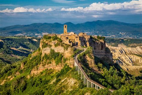 Old Church in Civita Bagnoregio Editorial Photography - Image of history, panorama: 25470042