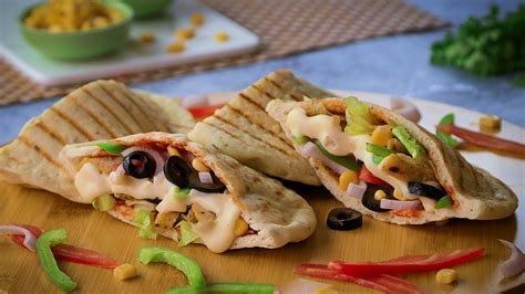 Pita Pockets Recipe By SooperChef - YouTube