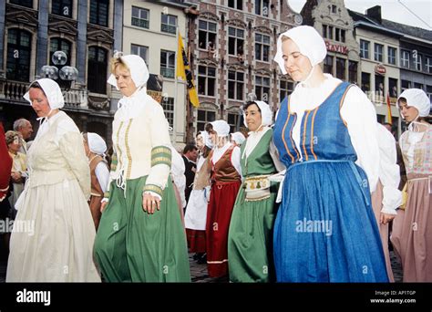 Women dressed in medieval clothing participating in Kaiser Karel Parade ...