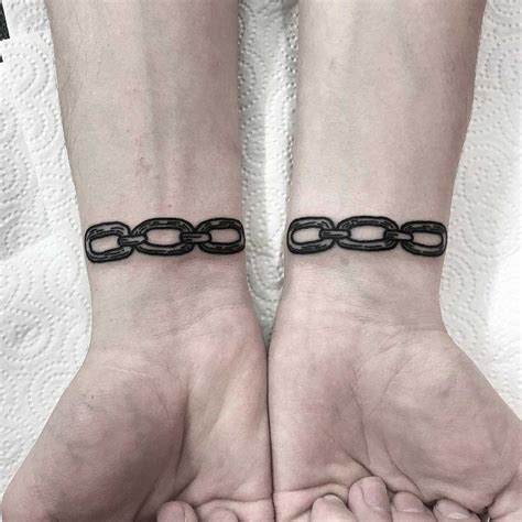 Chain Link Tattoo