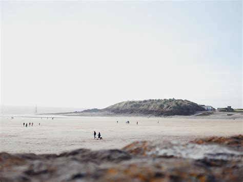 Barry Island Beach 💚 : r/Wales