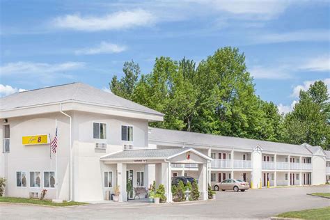 Super 8 Motel Monticello, NY - See Discounts