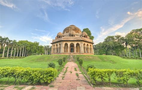 5 MUST VISIT gardens in Delhi for a Spring day-out – Delhipedia