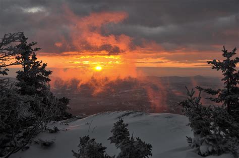 Mount Monadnock at Sunrise, New Hampshire | Imagesocket