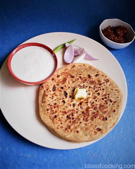 Aloo Pyaz Ka Paratha (Potato And Onion Stuffed Bread) - Bliss of Cooking