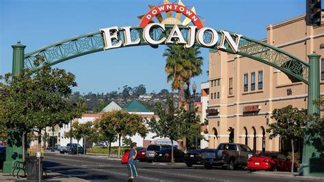 El Cajon: Classic Americana and the Old West mix with immigrants and refugees - The San Diego ...