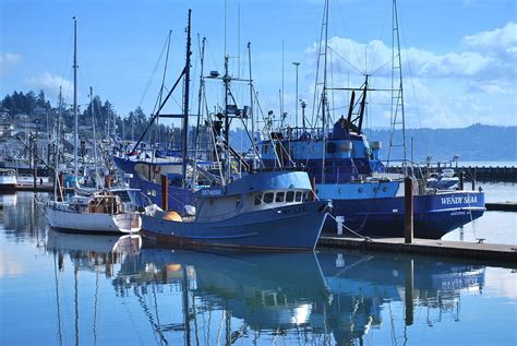 Fishing boats on Oregon Coast Photograph by Diane Flansburg | Fine Art America