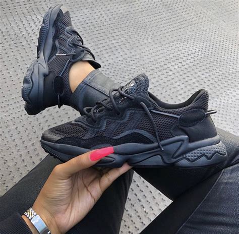 Pin by 🧚🏾‍♂️ on feet$ | Black nike shoes, Sneakers, Sneakers fashion