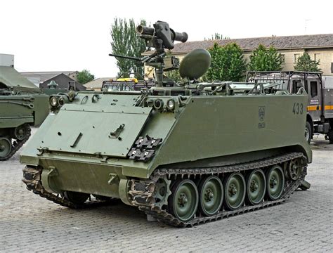 US M113-A2 Armoured Personnel Carrier Army Vehicles, Armored Vehicles, Army Tech, Armoured ...