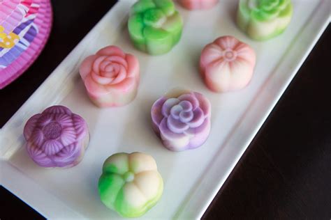 Instant Pot Snow Skin Mooncakes with Coconut Mung Bean Filling Recipe – Bánh Dẻo Trung Thu ...