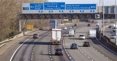 Berkshire roadworks: A34 and M25 road closures in Berkshire this week ...