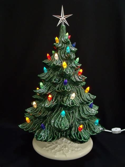 Ceramic Christmas tree – charming decorations with a vintage flair