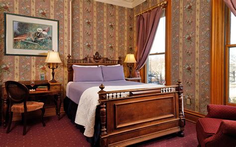 #1 Best Romantic Bed And Breakfast In Michigan For Getaways