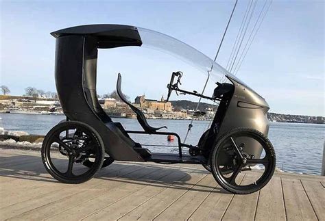 The Norwegian CityQ electric vehicle is a mix between an e-bike and a car. The so-called LEV ...