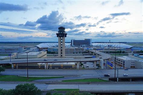 How Big Is Dallas/Fort Worth Airport Compared To Other Airports? - A-Z ...