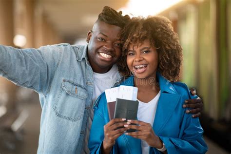 Happy Travellers. Smiling Young Black Couple Taking Selfie at Railway ...