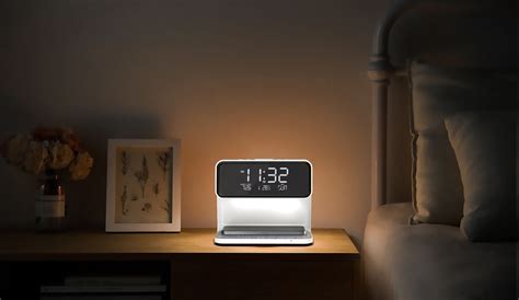 Wireless charger bedside lamp with LCD calendar display and wireless charger