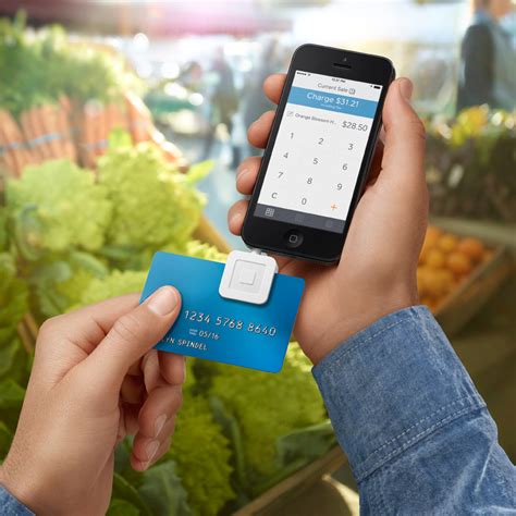 square launches thinner credit card payment reader