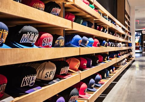 NBA Store: New York City Sporting Goods & Apparel Store, Midtown East