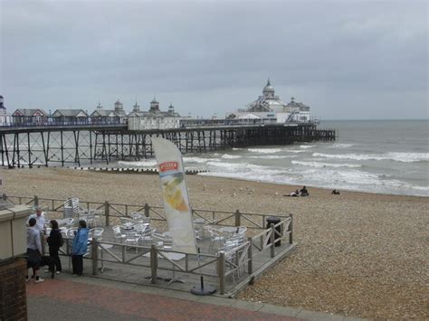 Eastbourne Pier © Chris Allen cc-by-sa/2.0 :: Geograph Britain and Ireland