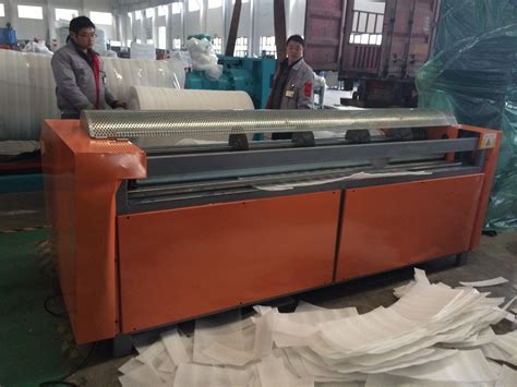 Auto Cutting Machine EPE Foam Sheet Cutting Machine - China Cutting ...