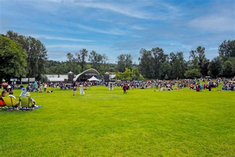 Deer Lake Park Festival Lawn | City of Burnaby