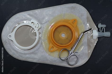 Urostomy and nephrostomy bag - Ostomy medical care equipmen: Two-piece ...