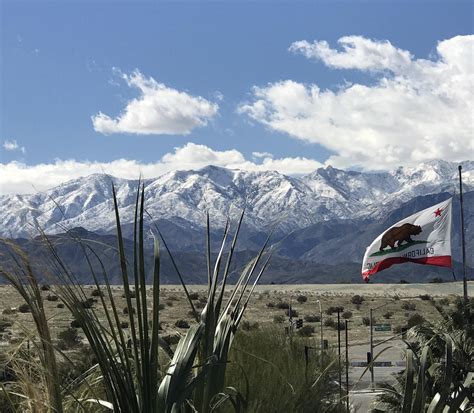 San Jacinto Mountains in rare form today : r/Calipornia